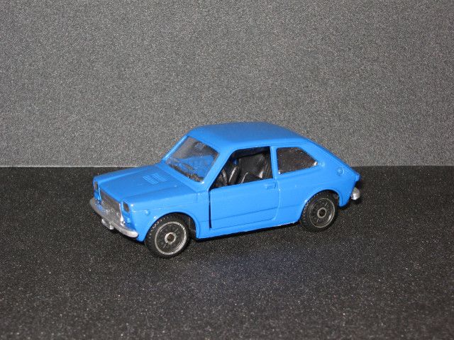 Fiat 127 (Polistil) 01
