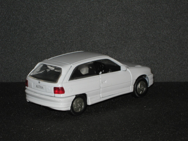 Opel Astra F GSI (Gama) 02
